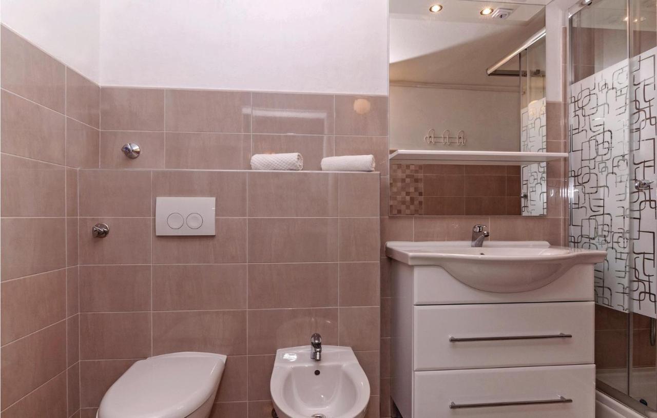8 Bedroom Gorgeous Home In Kozino Bagian luar foto
