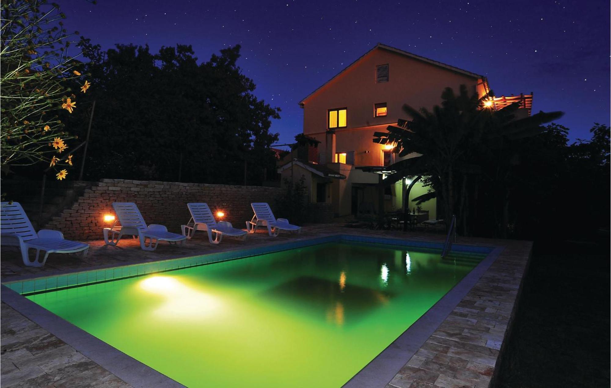 8 Bedroom Gorgeous Home In Kozino Bagian luar foto