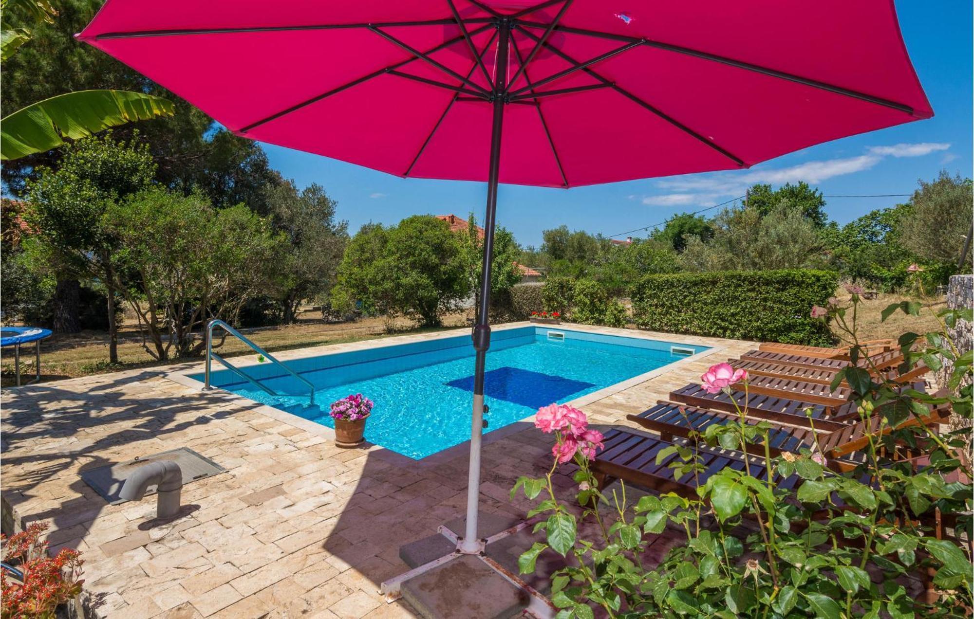 8 Bedroom Gorgeous Home In Kozino Bagian luar foto